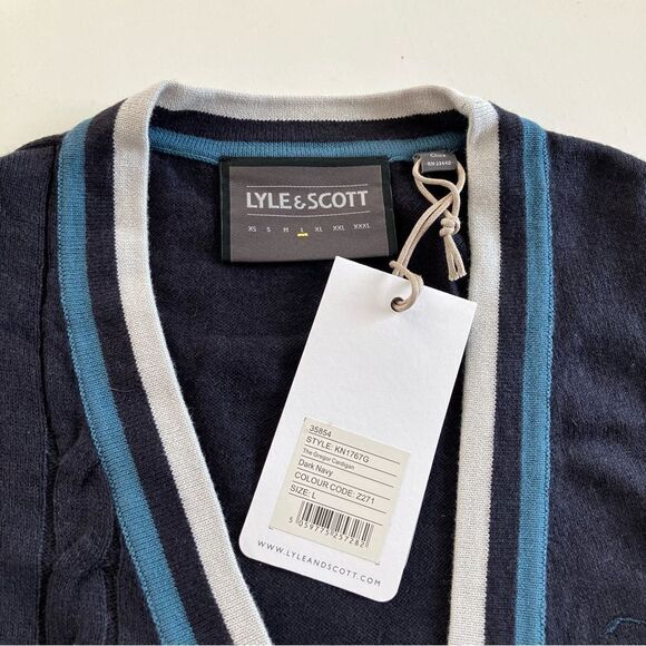 Lyle & Scott Golf Cardigan - Picture 6 of 10